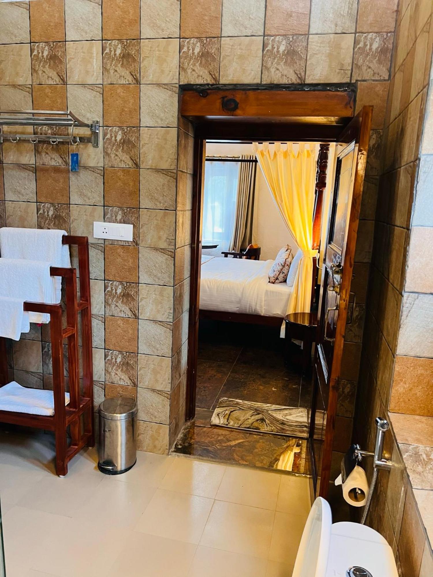 Dandelion By The Hills Hotel Lakhwar Exterior photo